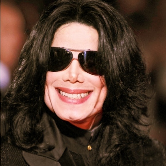 Meet your Posher, Sol - Picture 4 of 13